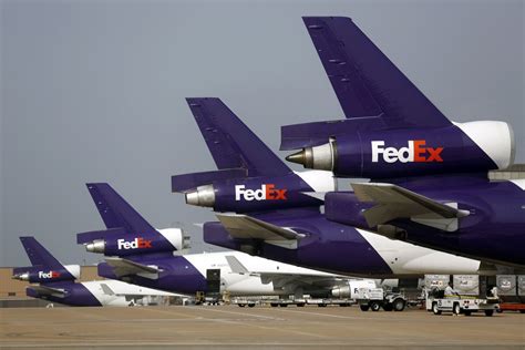 FedEx pilots reject labor deal, sending both sides back to talks